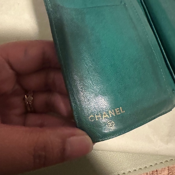 Chanel Caviar CC logo wallet Green - Picture 7 of 17